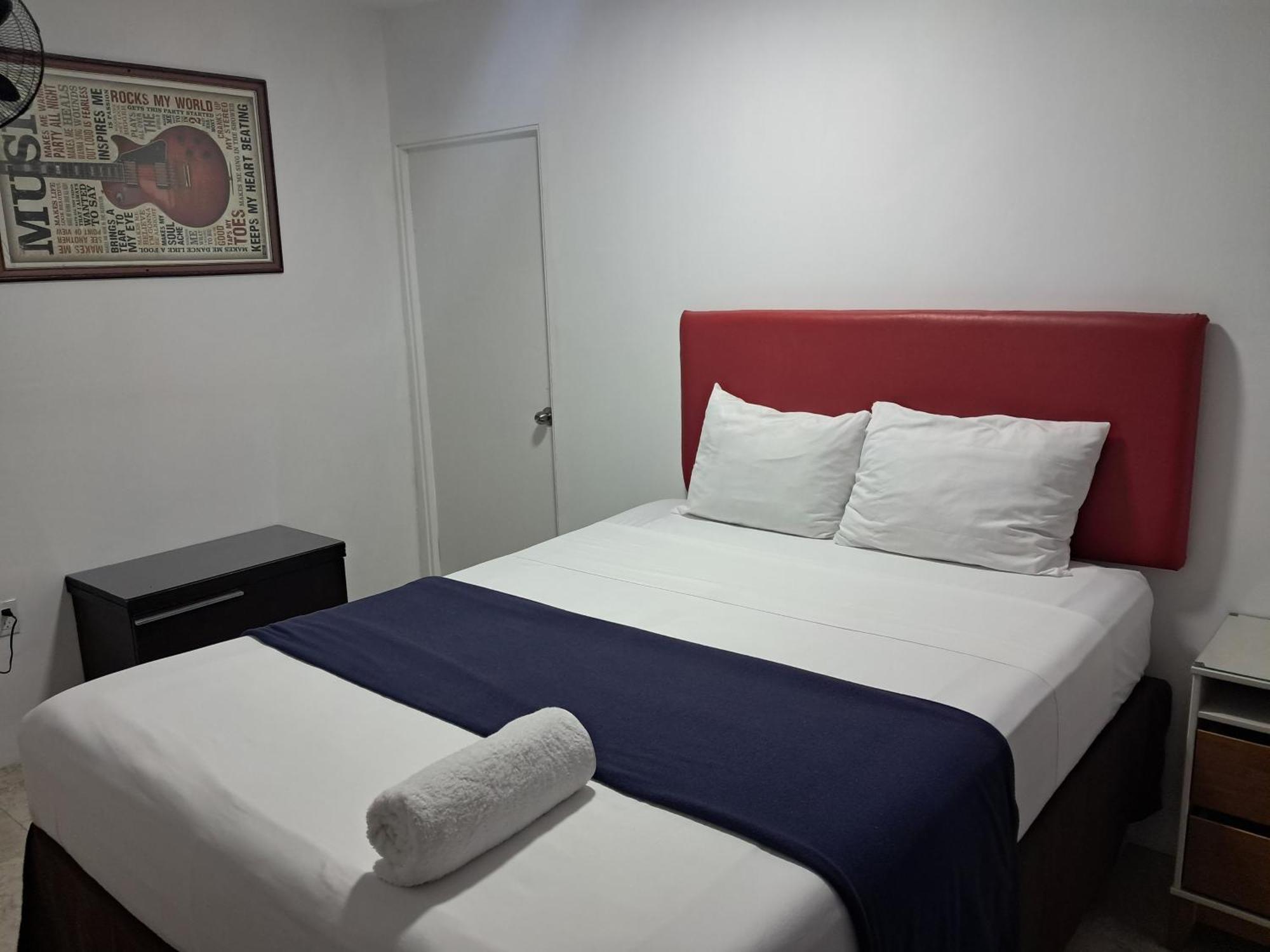 Kingsworth Bed And Breakfast Kingston Exteriör bild